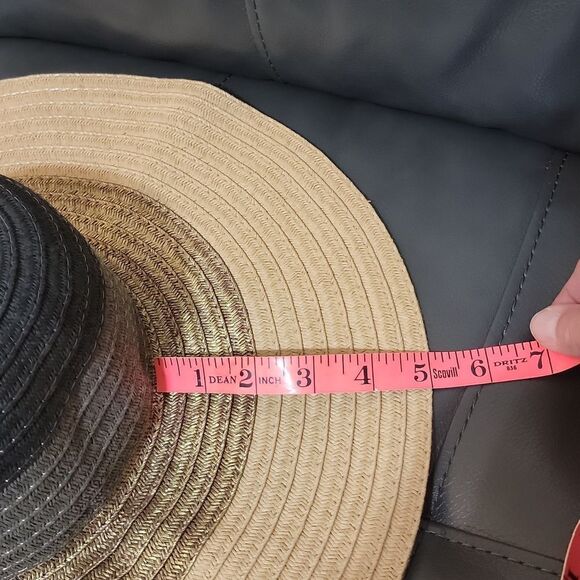 Ellen Tracy 5" Wide Brim Floppy Sun Beach Hat Gold Hardware - Picture 7 of 9